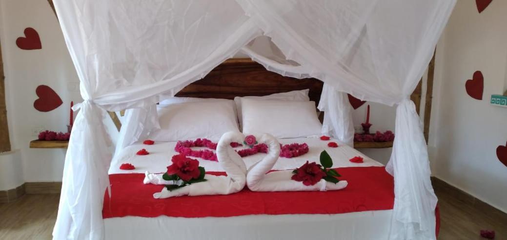 Hotel Bambú Canoa Buitenkant foto